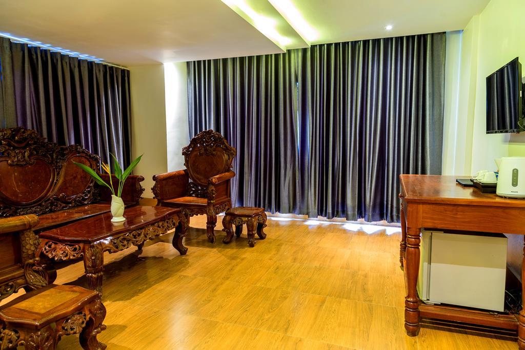Ly Heng Chhay Hotel Paôy Pêt Exterior foto